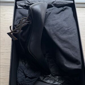 Yves Saint Laurent Black Heels